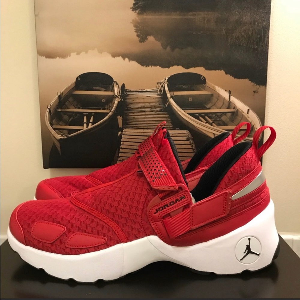Jordan Trunner LX
